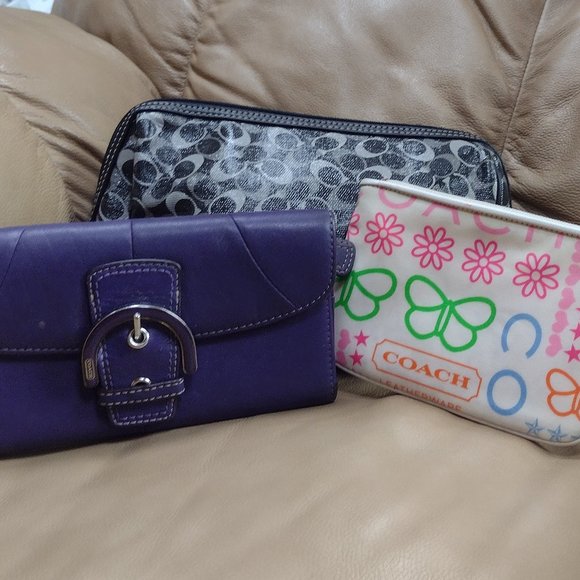 💜💖Cute Coach Bundle! - Picture 14 of 14